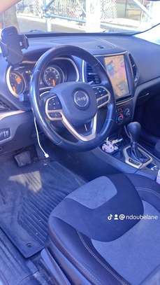 Jeep Cherokee Année 2017 image 5