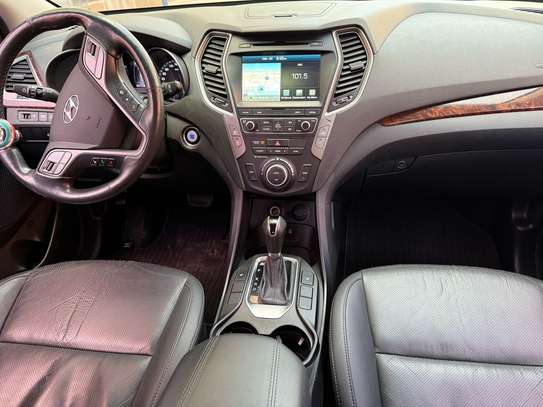Hyundai santafe 2016 image 4