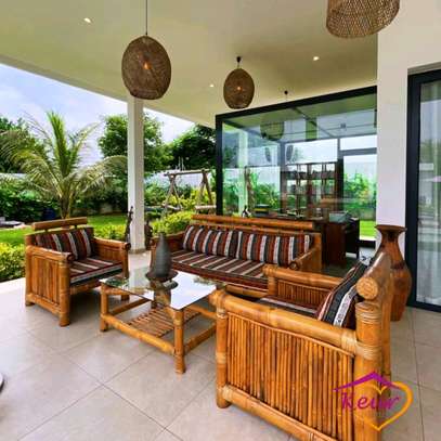 Villa de standing à vendre à Nguerigne image 3