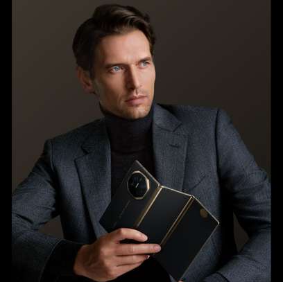 Huawei Mate XT ultimate design 1TB image 2