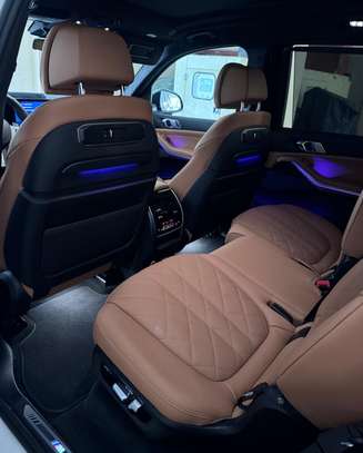 BMW X7 2024 image 5