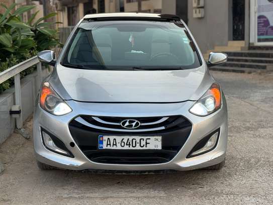 Hyundai Elantra GT image 13