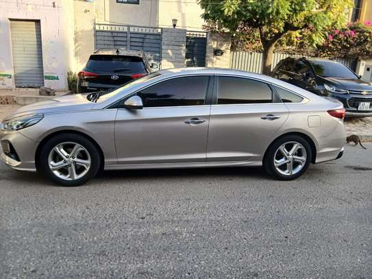 Hyundai sonata 2018 automatique essence image 3