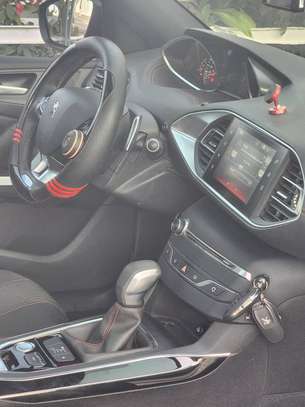 Peugeot 308 2017 image 7