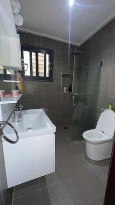 Appartement à louer (250m2) aux Almadies (école américaine) image 7