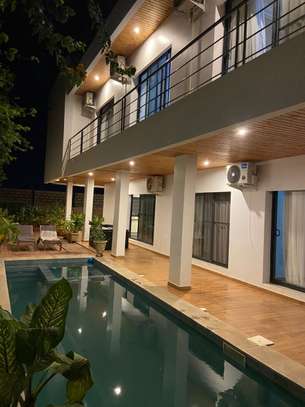 Villa piscine privée – 4 suites – Somone / Saly image 1