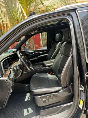 Cadillac Escalade 2021 image 9