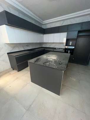 Grand et lumineux F4 aux Almadies image 10