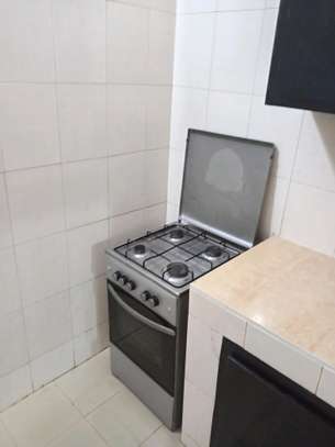 Studio meublé à louer à virage image 9