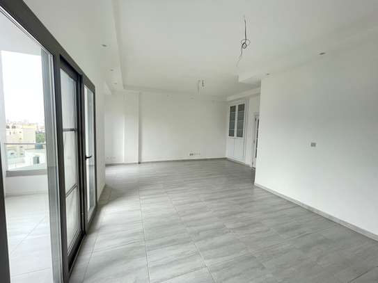 POINT E : Appartement à louer – 3 chambres – 2HM image 2