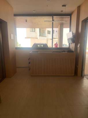 TRÈS BEL APPARTEMENT F4 A LOUER AUX ALMADIES image 2