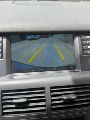 Land Rover Discovery 2017 image 8