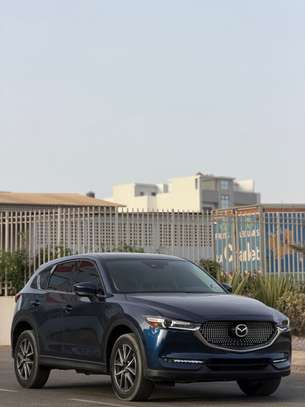 Mazda CX-5 SUV 2017 Bleu Foncé Confort et Performance image 3