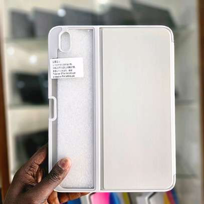Pochette folio iPad 11th (A16) image 6