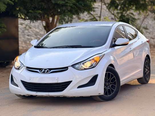 Hyundai elantra image 4