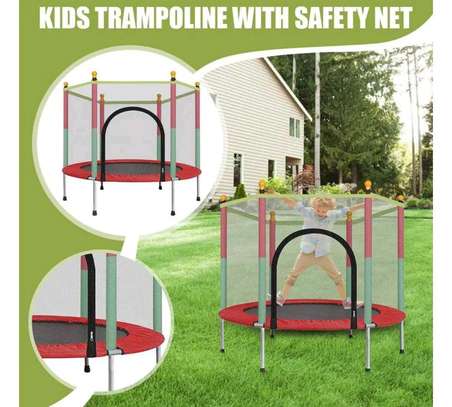 Trampoline 140 cm rouge et noir avec filet sécurité image 3