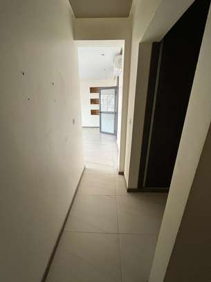 SUPERBE F4 À LOUER –CORNICHE MERMOZ image 5