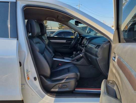 Renault Samsung QM6 image 10