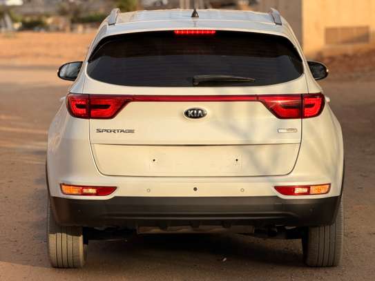 KIA SPORTAGE DIESEL 2017 image 5