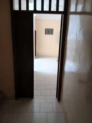Appartement à louer Ouest foire cité khandar image 8