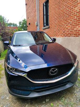 2019 Mazda CX-5 SUV compact bleu métallisé performant image 2