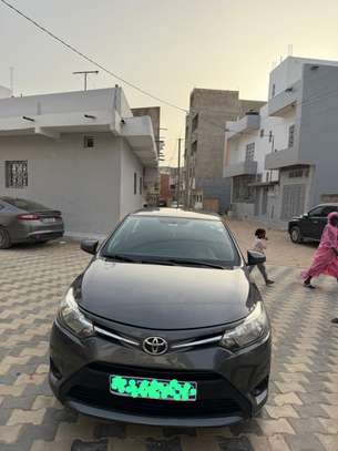 Toyota Yaris sedan image 2