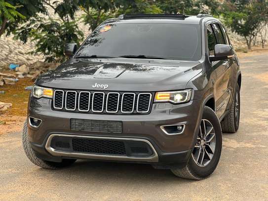Jeep Grand Cherokee 2017 image 2
