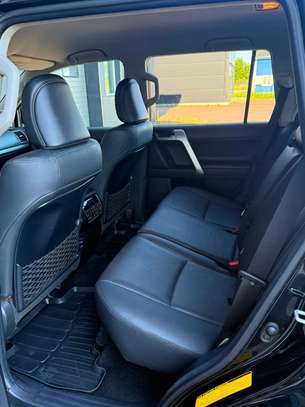 TOYOTA PRADO 2021 image 6