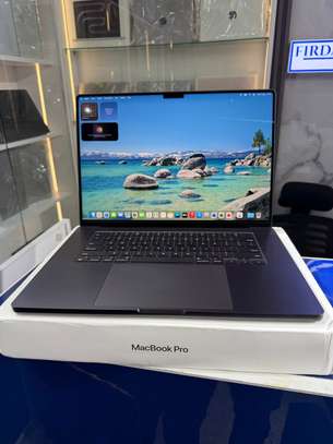 MacBook Pro M4 Pro 16 Pouces Ram 48Go SSD 1To image 2