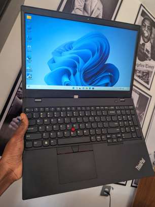 Lenovo thinkpad l15 Ryzen 5 10th image 4