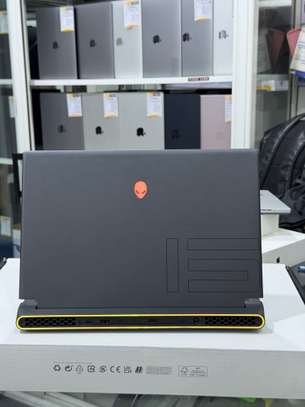 Dell Alienware M15 R7 3070Ti image 6