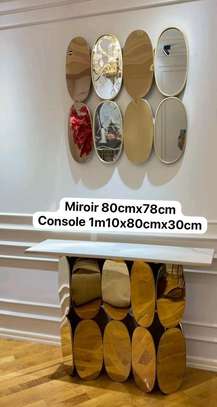 Console de luxe avec miroir image 7