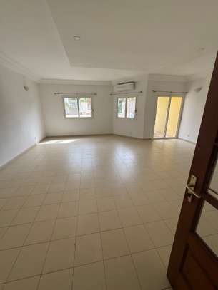 Appartement F5 – Almadies (derrière Free Mobile) image 7