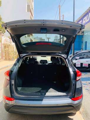 Hyundai tucson 2017 image 12