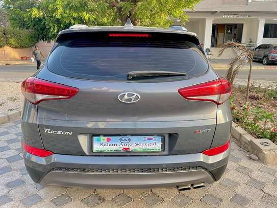 Hyundai Tucson Gris 2017 image 6