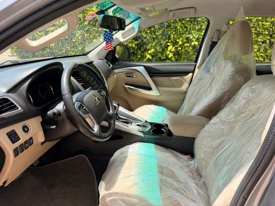 Mitsubishi pajero _2019 image 10