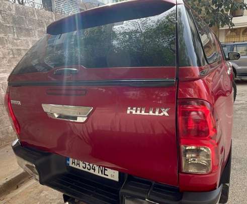 Toyota Hilux image 3