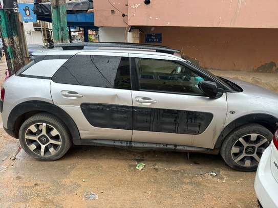 Citroen C4 CACTUS  Année 2016 image 8