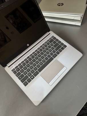 Hp ryzen 3 / 2gb gpu / 8gb ram / ssd 256 ordinateur image 3