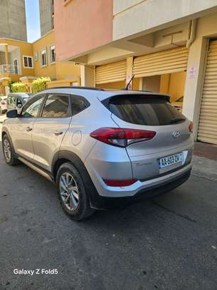 Hyundai Tucson gros métallique image 3