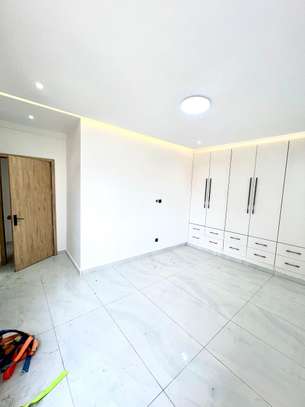 Superbe appartement de type F4 à louer image 9