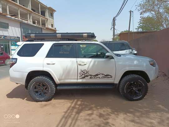 Toyota 4 runner image 1