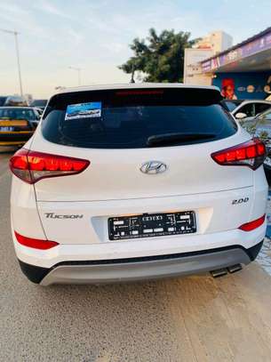 Hyundai tucson 2017 image 5