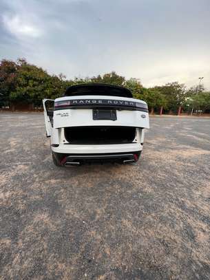 Range Rover Velar image 13