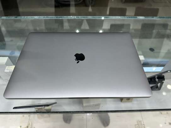 MacBook Pro i9 TouchBar 32Go image 2