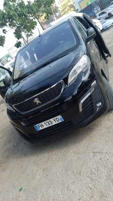 Peugeot expert Traveller 9 places image 1