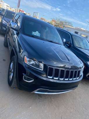 Jeep grand Cherokee limited 2014 full option image 3