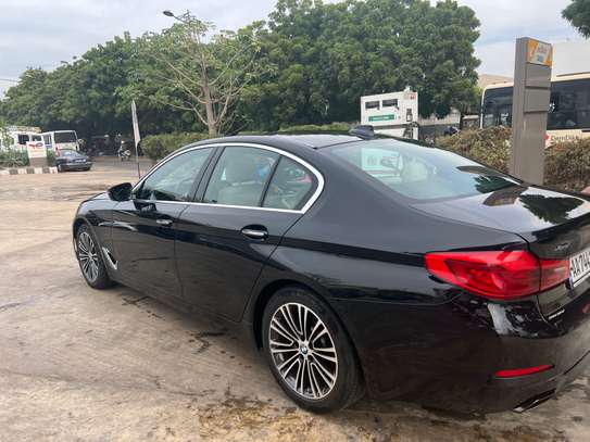 BMW 540i XDRIVE full options image 2