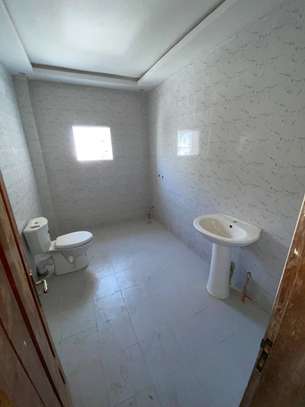 Appartement F4 à louer aux Maristes image 7
