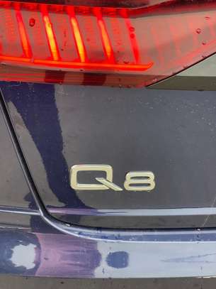 AUDI Q8 2020 image 10